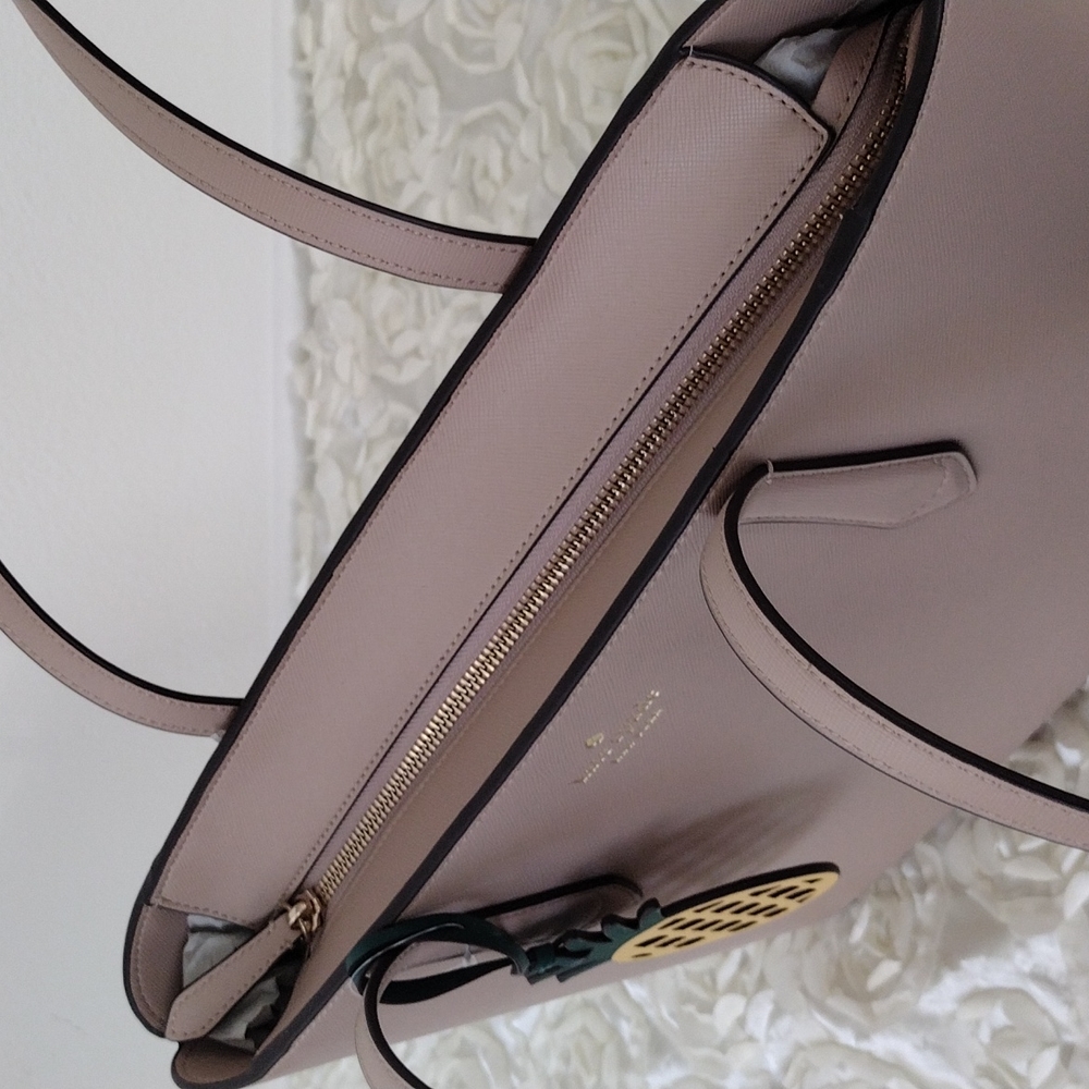 Kate Spade marlee tote. NEW - Picture 14 of 16
